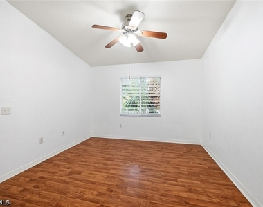 8271 Key Royal Circle - Photo Thumbnail 11