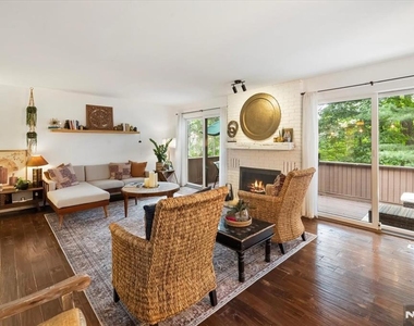 19 N Bayard - Photo Thumbnail 10