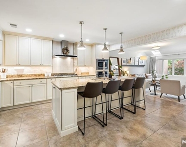 19 N Bayard - Photo Thumbnail 5