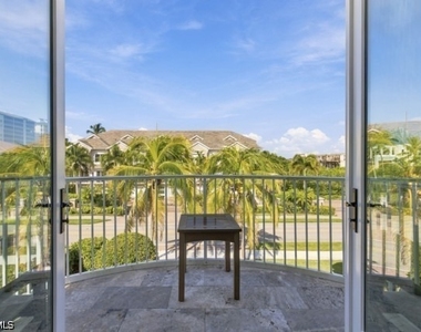 9222 Vanderbilt Drive - Photo Thumbnail 23