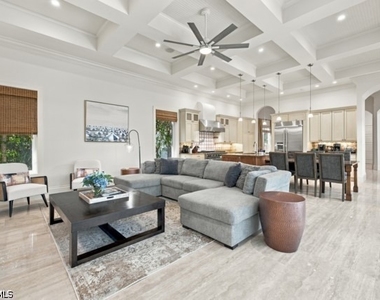 9222 Vanderbilt Drive - Photo Thumbnail 11