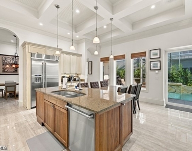 9222 Vanderbilt Drive - Photo Thumbnail 8