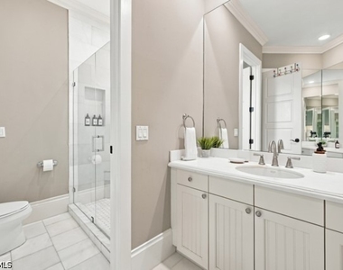 9222 Vanderbilt Drive - Photo Thumbnail 34