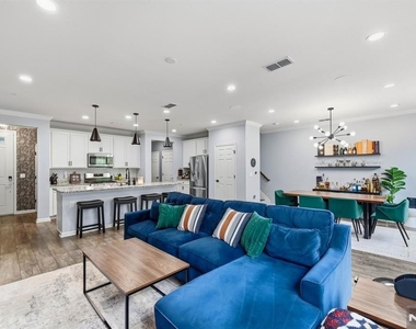 84 Aspen - Photo Thumbnail 15