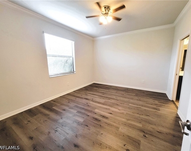 9137 Glenforest Drive - Photo Thumbnail 15