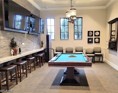 9137 Glenforest Drive - Photo Thumbnail 3