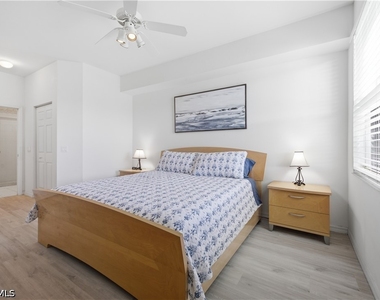 3940 Loblolly Bay Drive - Photo Thumbnail 7