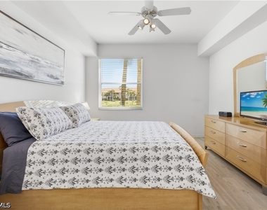 3940 Loblolly Bay Drive - Photo Thumbnail 8