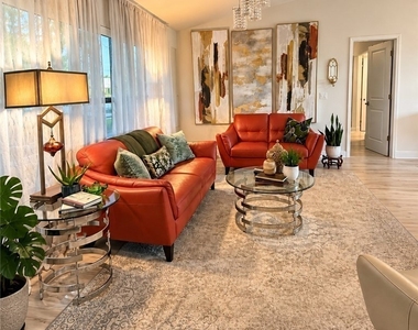 3000 Orange Grove Trail - Photo Thumbnail 4
