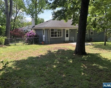 85 Phelps - Photo Thumbnail 40