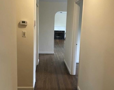 85 Phelps - Photo Thumbnail 37