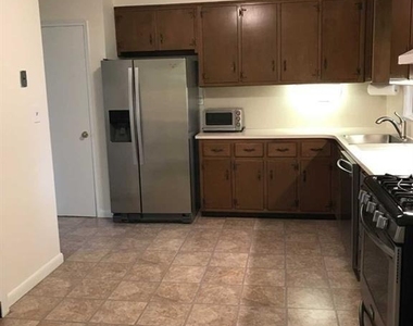 85 Phelps - Photo Thumbnail 19