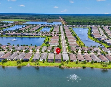 16768 Seasons Coast Dr - Photo Thumbnail 22
