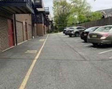 560 North - Photo Thumbnail 11
