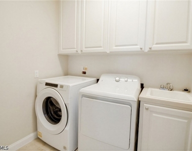 8095 Sorrento Lane - Photo Thumbnail 22