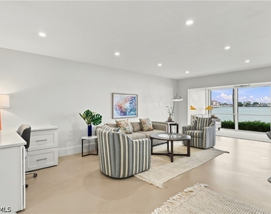 3400 Gulf Shore Boulevard N - Photo Thumbnail 4