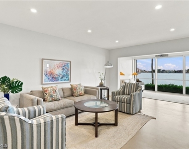 3400 Gulf Shore Boulevard N - Photo Thumbnail 5
