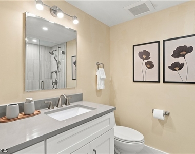3400 Gulf Shore Boulevard N - Photo Thumbnail 23