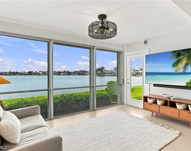 3400 Gulf Shore Boulevard N - Photo Thumbnail 7