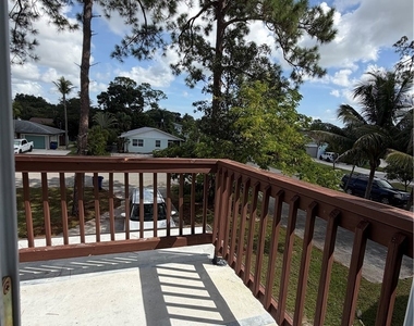 10282 Carolina Street - Photo Thumbnail 9