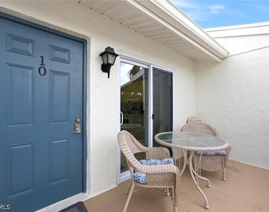 4070 Looking Glass Lane - Photo Thumbnail 1