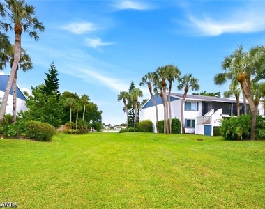 4070 Looking Glass Lane - Photo Thumbnail 23