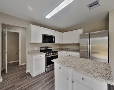 19707 Greenside Hill Lane - Photo Thumbnail 6