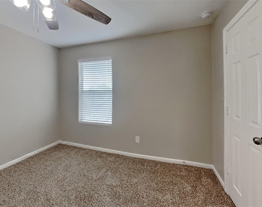 19707 Greenside Hill Lane - Photo Thumbnail 12