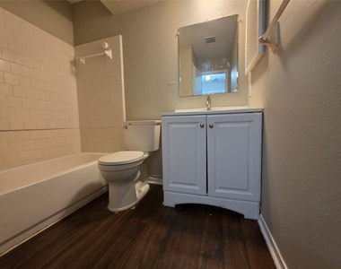 12722 Shannon Hills Drive - Photo Thumbnail 7