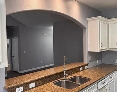 10823 Sail View Street - Photo Thumbnail 2