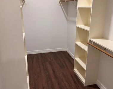 10823 Sail View Street - Photo Thumbnail 11