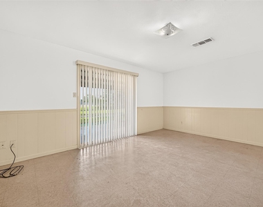 9231 Kostelnik Street - Photo Thumbnail 22