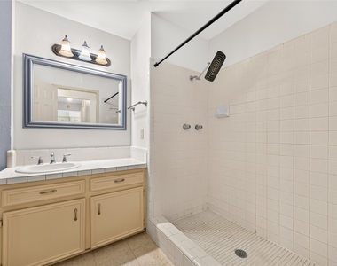 9231 Kostelnik Street - Photo Thumbnail 35