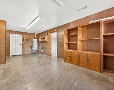 9231 Kostelnik Street - Photo Thumbnail 39