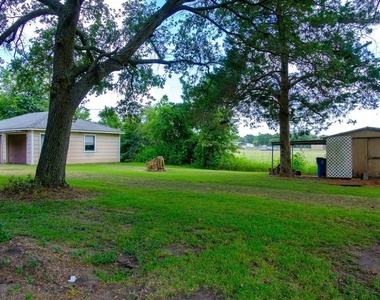 9231 Kostelnik Street - Photo Thumbnail 5