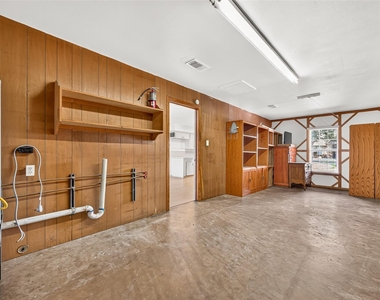 9231 Kostelnik Street - Photo Thumbnail 41