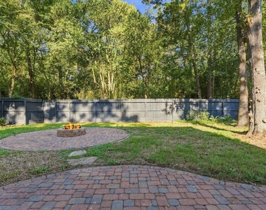 19 Village Knoll Place Place - Photo Thumbnail 34