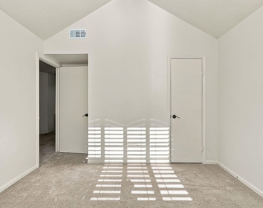 19 Village Knoll Place Place - Photo Thumbnail 31