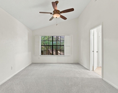19 Village Knoll Place Place - Photo Thumbnail 21