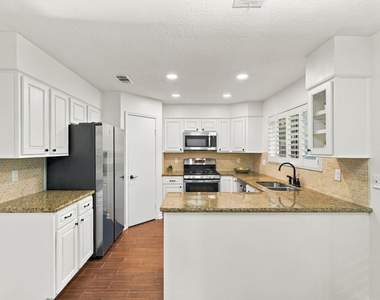 19 Village Knoll Place Place - Photo Thumbnail 13