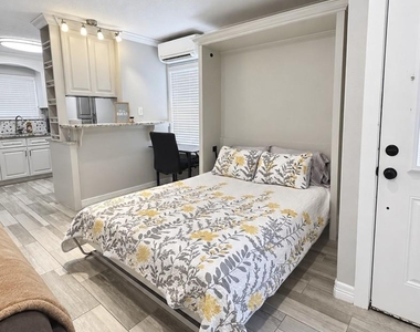 810 Milwaukee Street - Photo Thumbnail 7