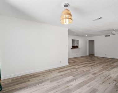 6303 Crab Orchard Road - Photo Thumbnail 25
