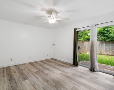6303 Crab Orchard Road - Photo Thumbnail 8