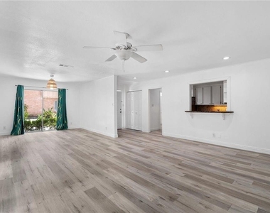 6303 Crab Orchard Road - Photo Thumbnail 3