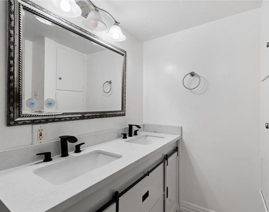 6303 Crab Orchard Road - Photo Thumbnail 17