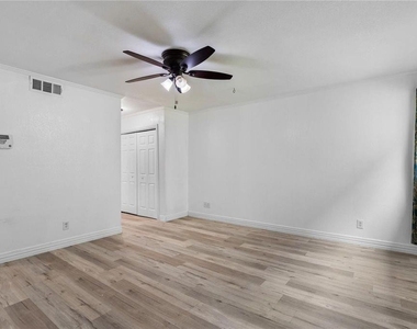 6303 Crab Orchard Road - Photo Thumbnail 12
