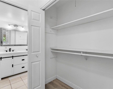 6303 Crab Orchard Road - Photo Thumbnail 18