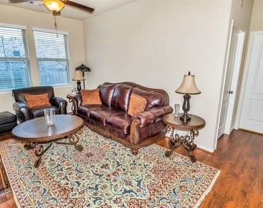 8807 Seguin Cove Lane - Photo Thumbnail 18