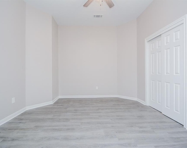 12328 N Chestnut Hills Drive - Photo Thumbnail 25