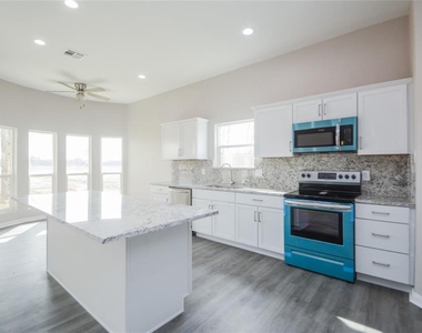 12328 N Chestnut Hills Drive - Photo Thumbnail 13